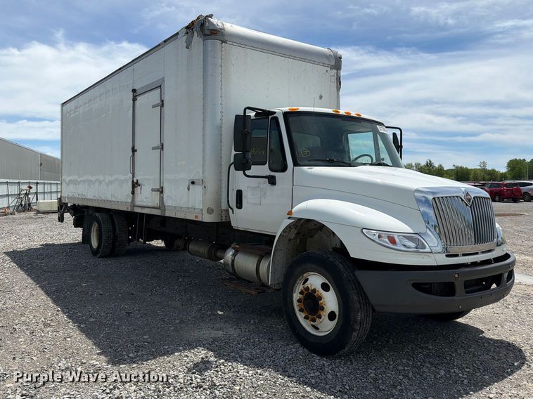 image for item YA3364 2016 International 4300 box truck