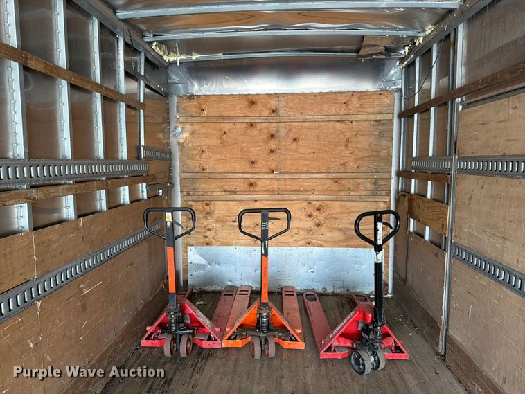 image for item YA3364 2016 International 4300 box truck
