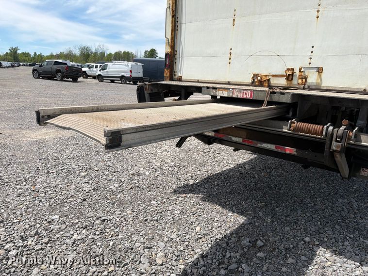 image for item YA3364 2016 International 4300 box truck