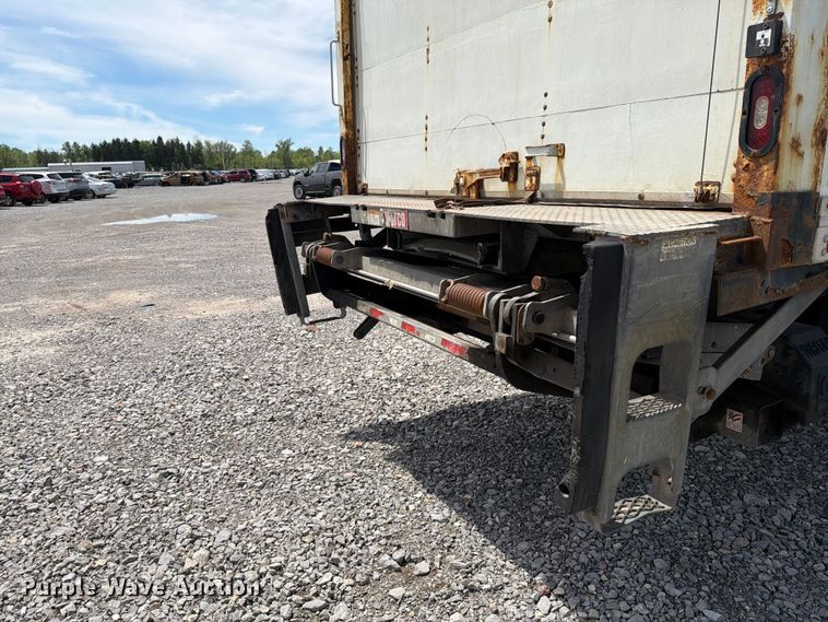 image for item YA3364 2016 International 4300 box truck