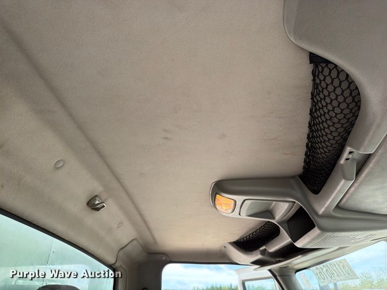 image for item YA3364 2016 International 4300 box truck