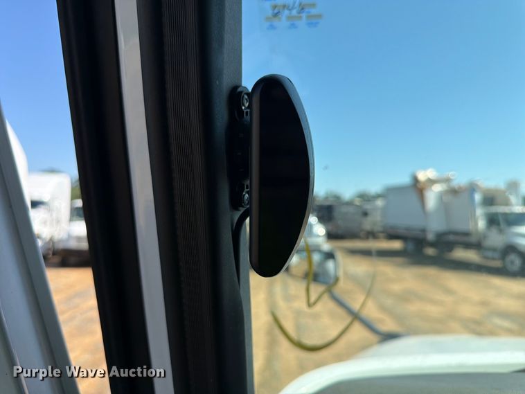 image for item YA3389 2023 Mack Anthem semi truck