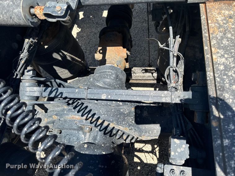 image for item YA3390 2023 Mack Anthem semi truck