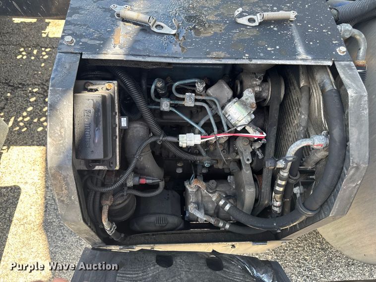 image for item YA3390 2023 Mack Anthem semi truck