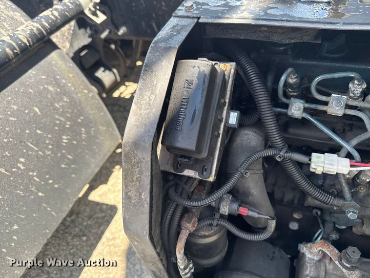 image for item YA3390 2023 Mack Anthem semi truck