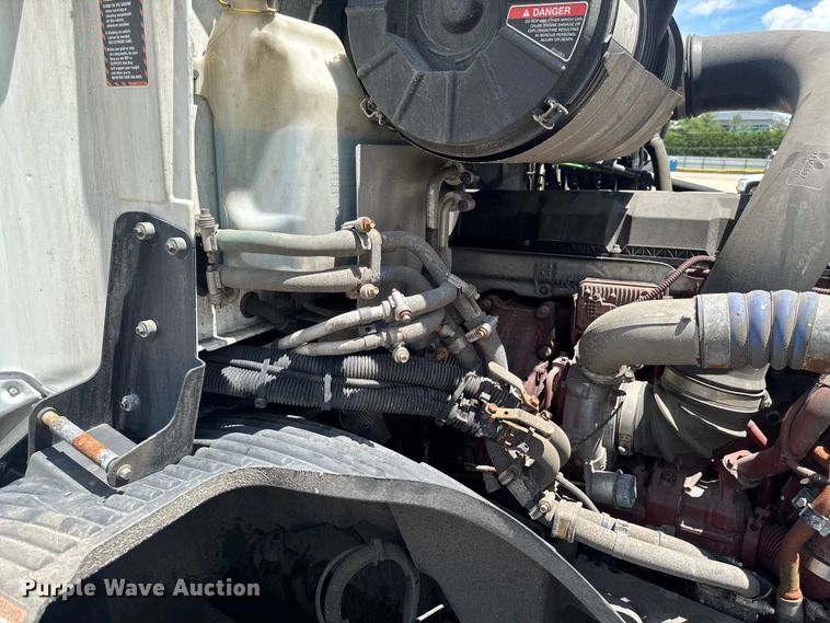 image for item YA3390 2023 Mack Anthem semi truck