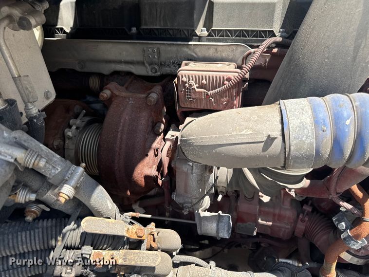 image for item YA3390 2023 Mack Anthem semi truck