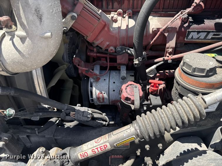 image for item YA3390 2023 Mack Anthem semi truck