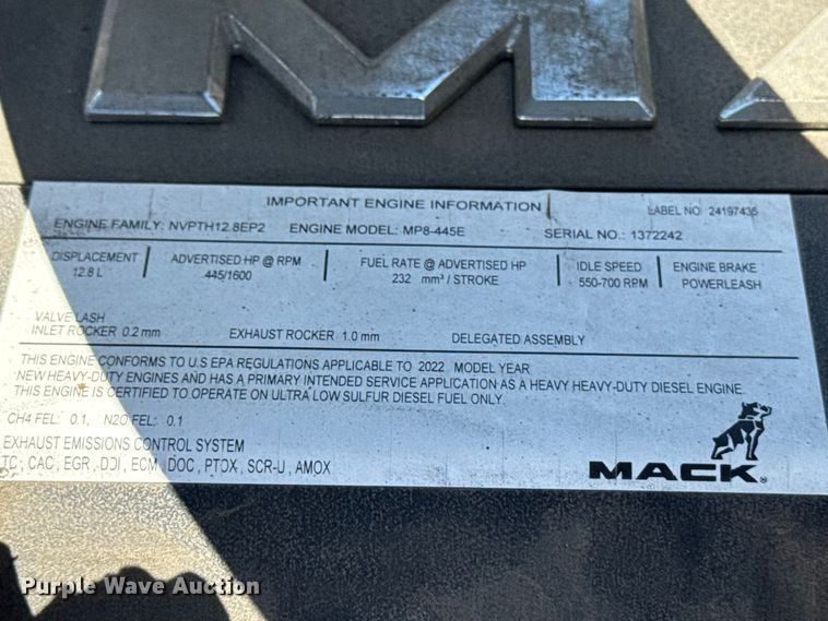 image for item YA3391 2023 Mack Anthem semi truck