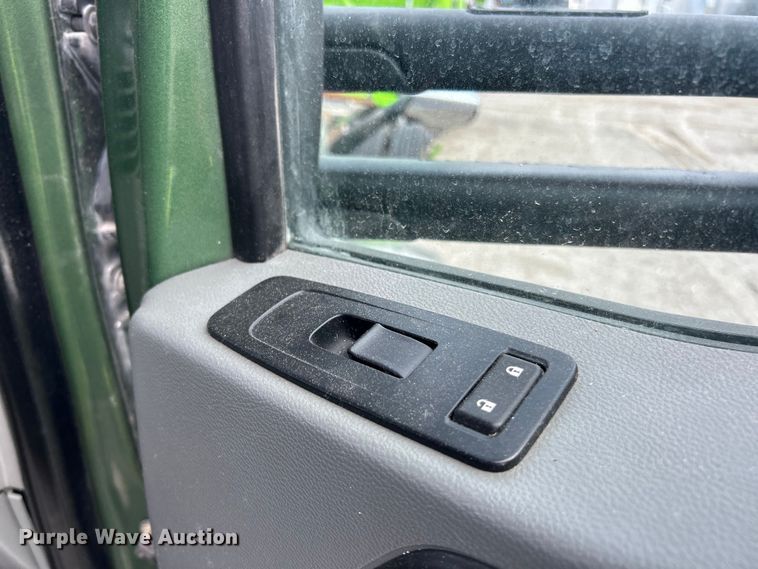 image for item YA3489 2020 Kenworth T880 semi truck