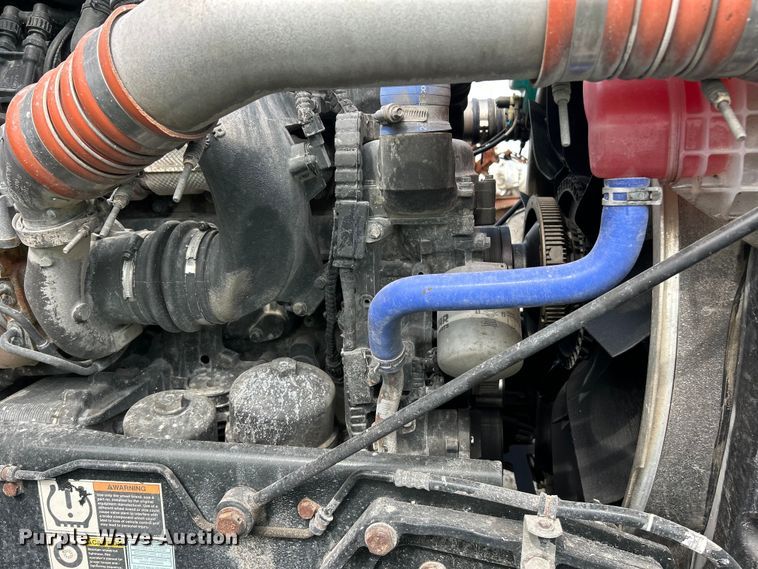 image for item YA3489 2020 Kenworth T880 semi truck