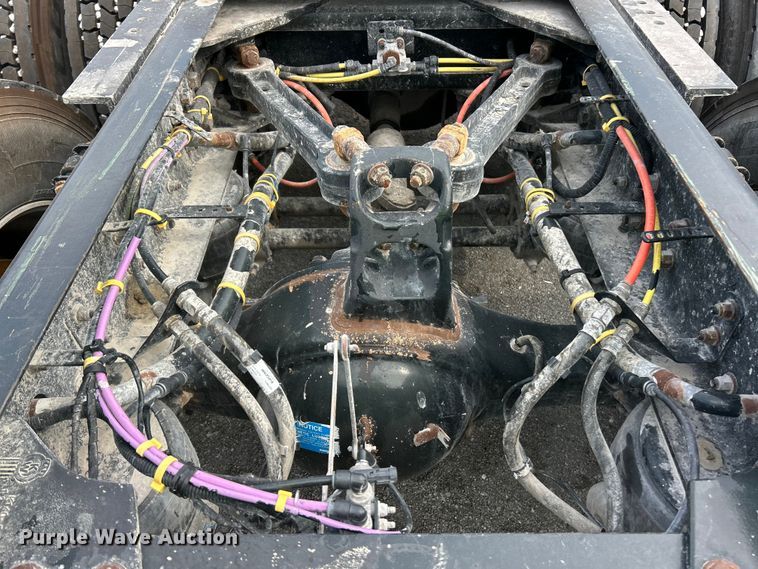image for item YA3489 2020 Kenworth T880 semi truck