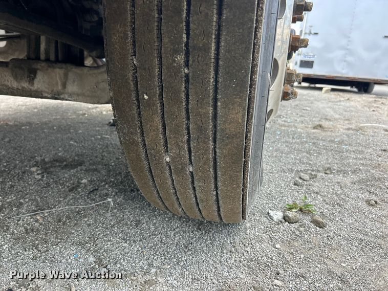 image for item YA3489 2020 Kenworth T880 semi truck