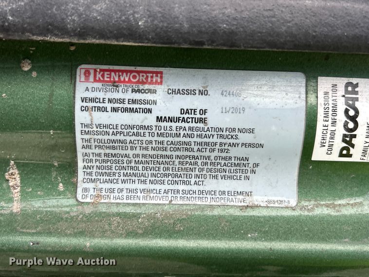 image for item YA3489 2020 Kenworth T880 semi truck