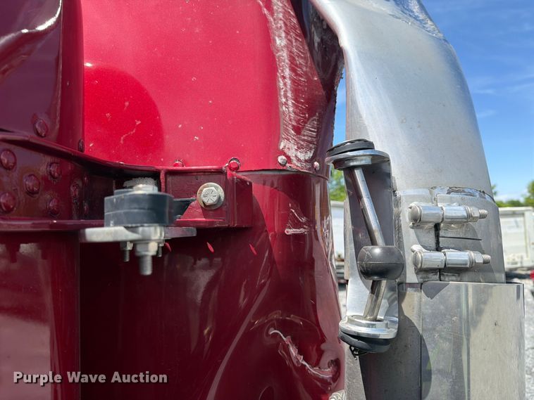 image for item YA3638 2024 Peterbilt 389 semi truck