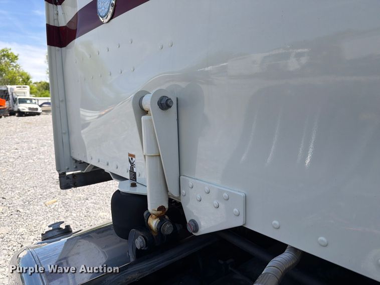 image for item YA3638 2024 Peterbilt 389 semi truck