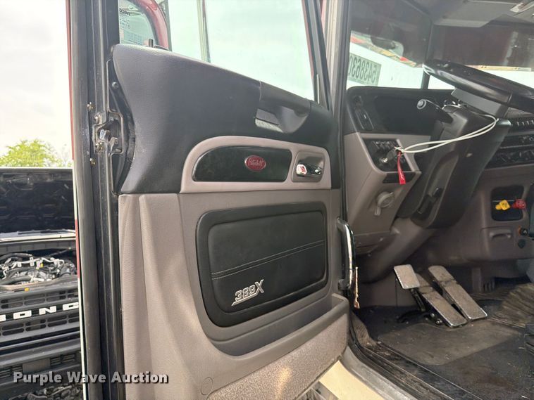 image for item YA3638 2024 Peterbilt 389 semi truck