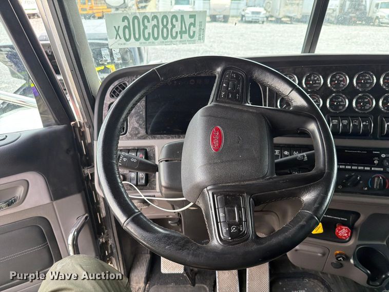 image for item YA3638 2024 Peterbilt 389 semi truck