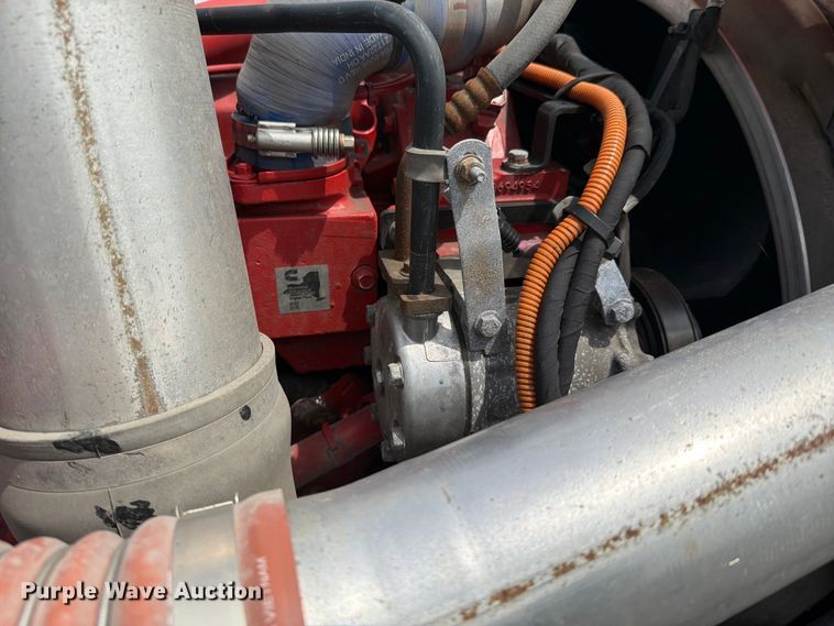 image for item YA3638 2024 Peterbilt 389 semi truck