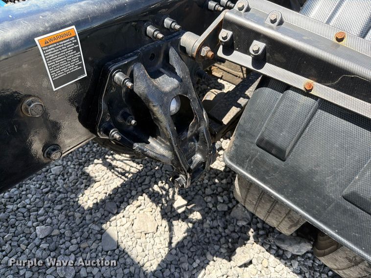 image for item YA3638 2024 Peterbilt 389 semi truck