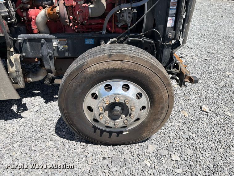 image for item YA3638 2024 Peterbilt 389 semi truck