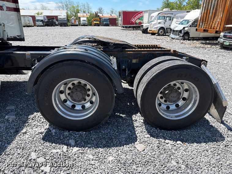 image for item YA3638 2024 Peterbilt 389 semi truck
