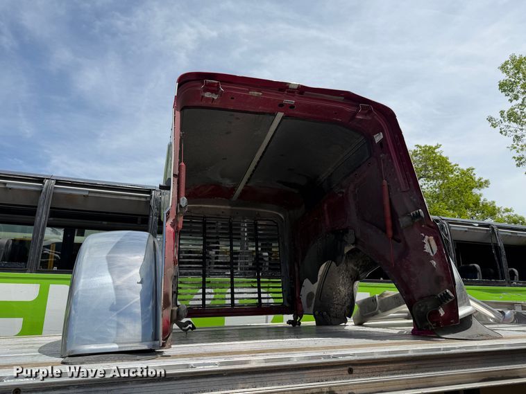 image for item YA3638 2024 Peterbilt 389 semi truck