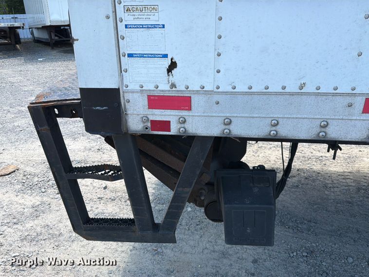 image for item YA3805 2015 Freightliner Business Class M2 box truck