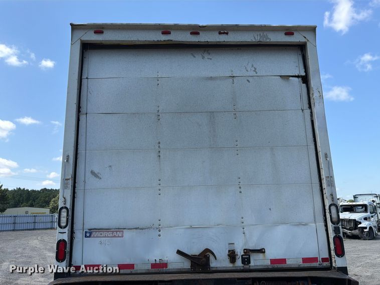 image for item YA3805 2015 Freightliner Business Class M2 box truck
