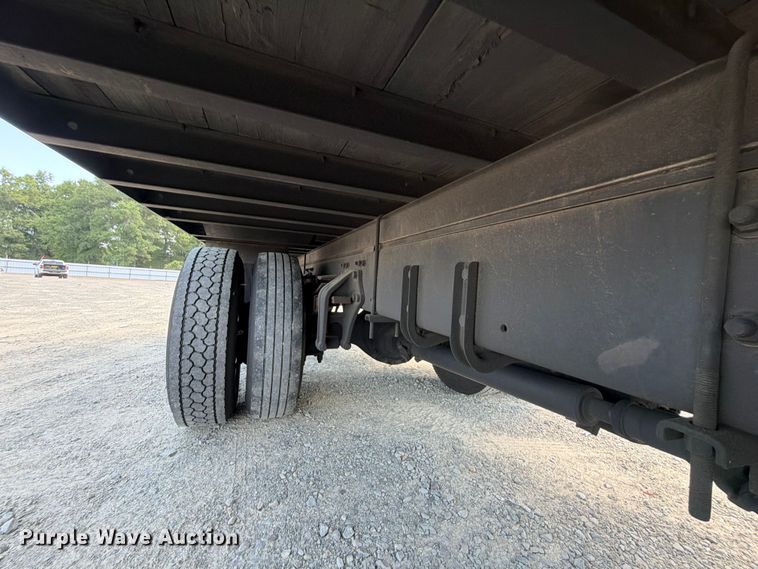 image for item YA3805 2015 Freightliner Business Class M2 box truck