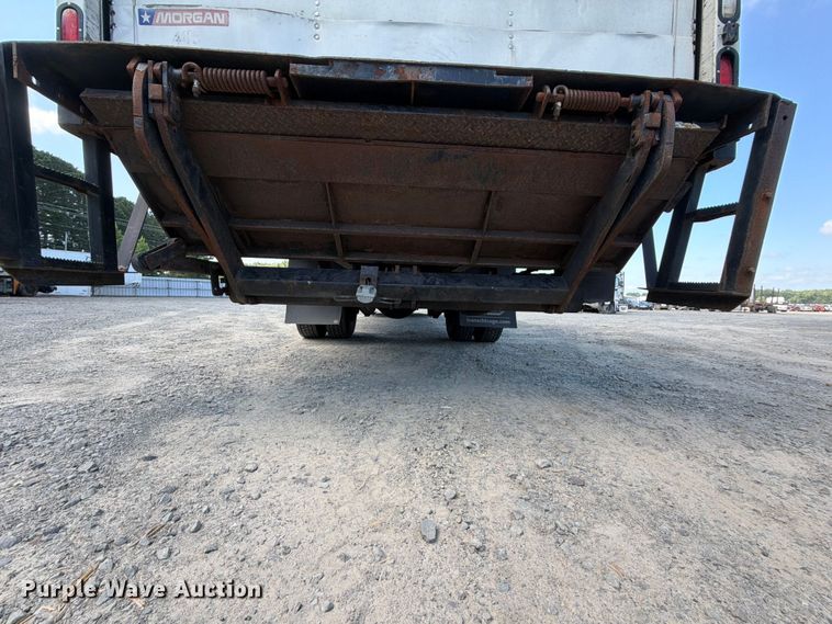 image for item YA3805 2015 Freightliner Business Class M2 box truck