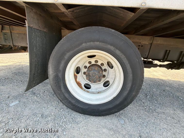 image for item YA3805 2015 Freightliner Business Class M2 box truck