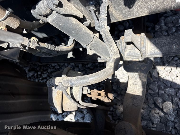image for item YA3859 2021 Kenworth T680 semi truck
