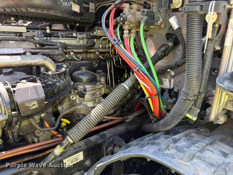 image for item YA3867 2021 Freightliner Cascadia semi truck