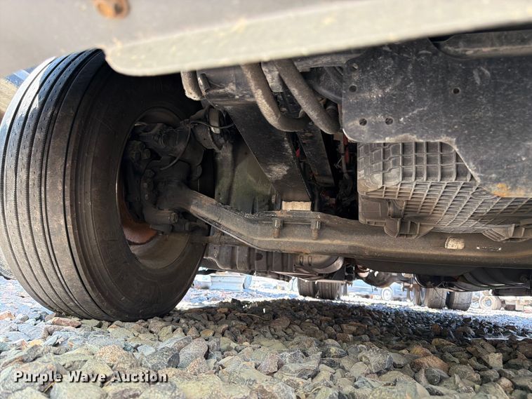 image for item YA3867 2021 Freightliner Cascadia semi truck