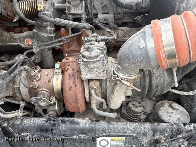 image for item YA3871 2025 Peterbilt 567 truck cab and chassis