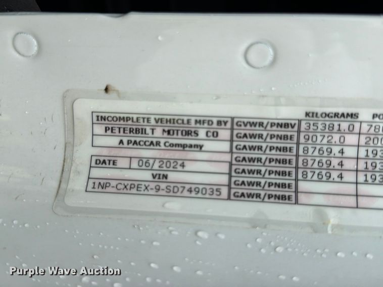image for item YA3871 2025 Peterbilt 567 truck cab and chassis