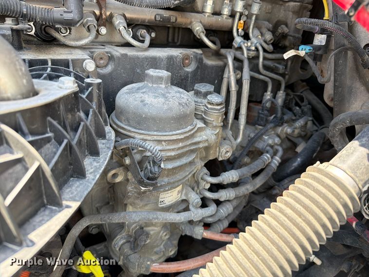 image for item YA3891 2018 Freightliner Cascadia semi truck