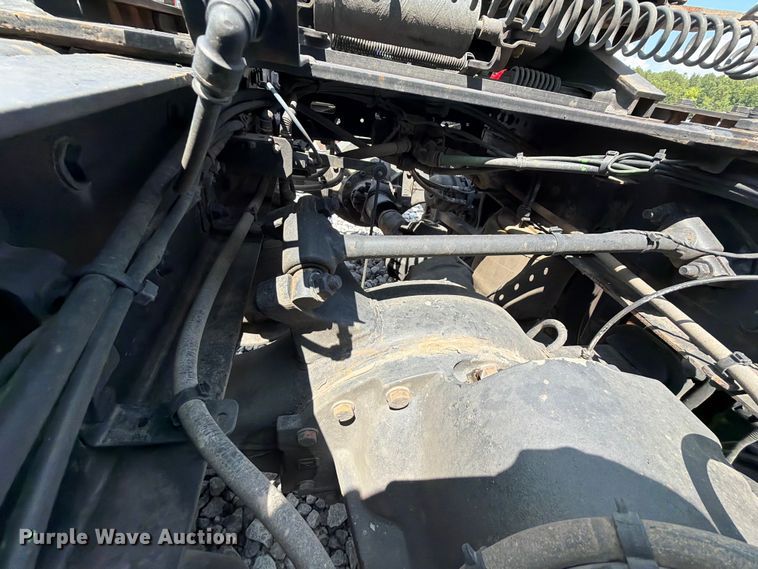 image for item YA3891 2018 Freightliner Cascadia semi truck