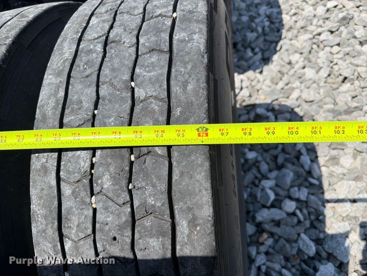 image for item YA3891 2018 Freightliner Cascadia semi truck