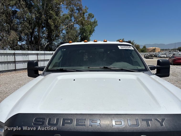 image for item YA3985 2012 Ford F550 Super Duty flatbed truck