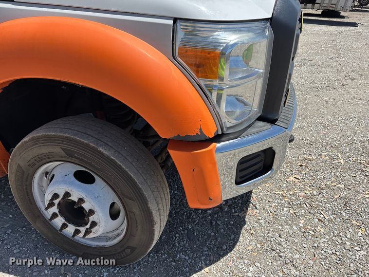 image for item YA3985 2012 Ford F550 Super Duty flatbed truck