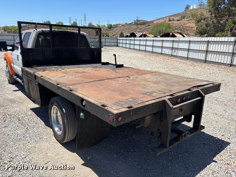 image for item YA3985 2012 Ford F550 Super Duty flatbed truck