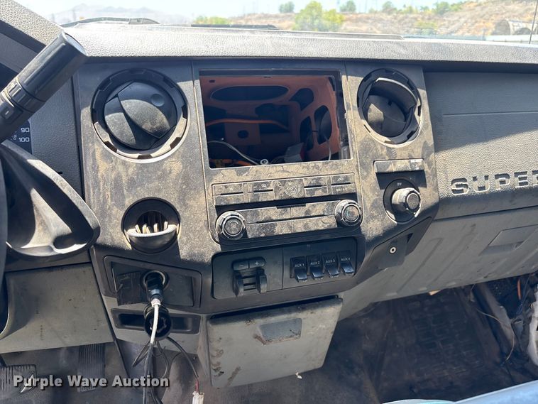 image for item YA3985 2012 Ford F550 Super Duty flatbed truck