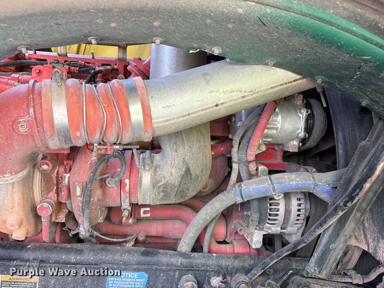 image for item YA4075 2019 Peterbilt 389 semi truck