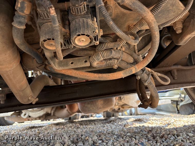 image for item YA4075 2019 Peterbilt 389 semi truck