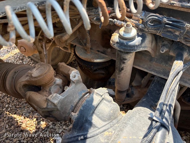 image for item YA4075 2019 Peterbilt 389 semi truck