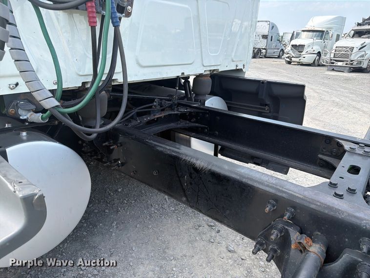 image for item YA4226 2022 International LT625 semi truck
