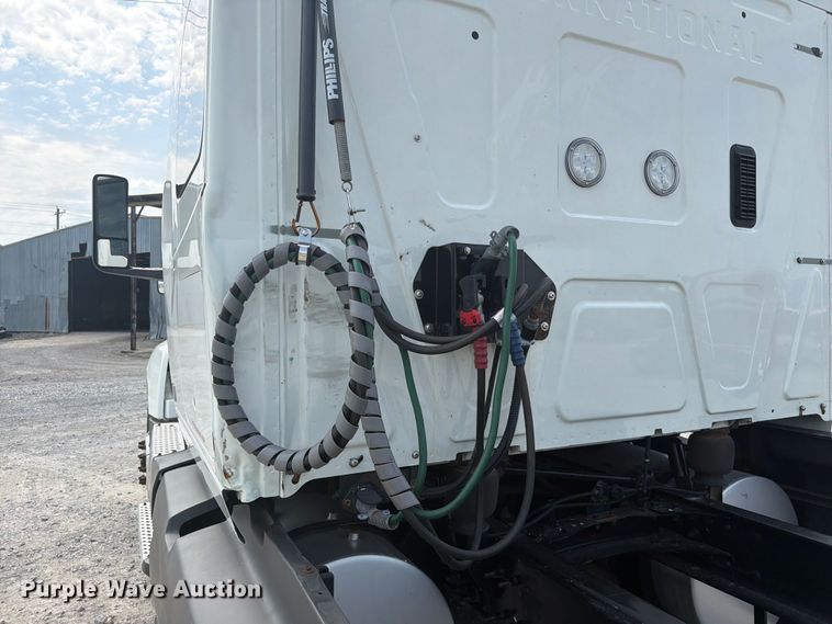 image for item YA4226 2022 International LT625 semi truck