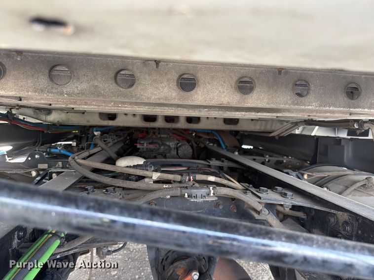image for item YA4226 2022 International LT625 semi truck
